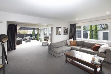 Photo of property in 14 Meadow Street, Papanui, Christchurch, 8052