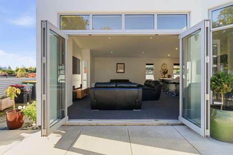 Photo of property in 6a Walton Park Avenue, Fairfield, Dunedin, 9018