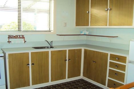 Photo of property in 122 Effingham Street, North New Brighton, Christchurch, 8083