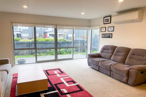 Photo of property in 9 Longueval Lane, Broomfield, Christchurch, 8042