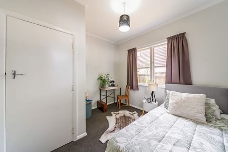 Photo of property in 2 Wood Street, Wallaceville, Upper Hutt, 5018
