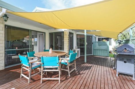 Photo of property in 3 Aintree Place, Taradale, Napier, 4112