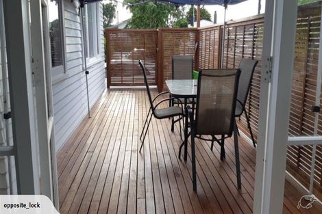 Photo of property in 37 Gilliam Street, New Lynn, Auckland, 0600