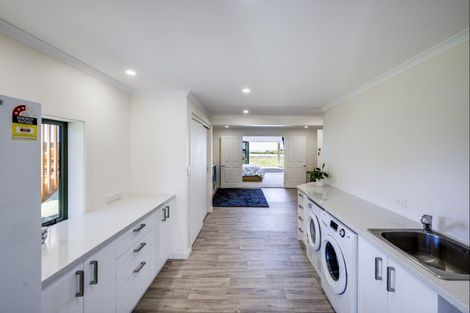 Photo of property in 63 Le Quesne Road, Bay View, Napier, 4104