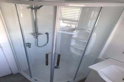 Photo of property in 49e Martyn Street, Waiuku, 2123