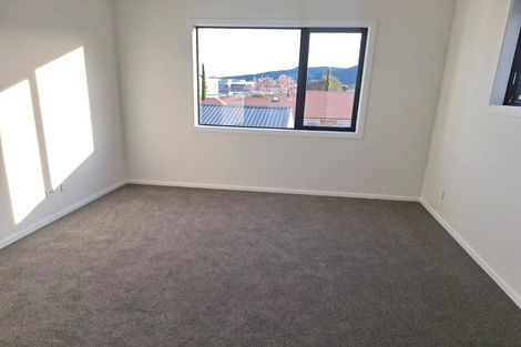 Photo of property in 9 Mamaku Place, Elderslea, Upper Hutt, 5018