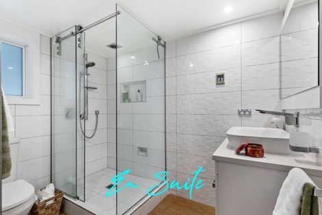 Photo of property in 5 Tainui Street, Torbay, Auckland, 0630