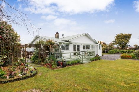 Photo of property in 68 Skerman Street, Marton, 4710