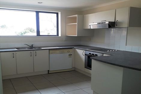 Photo of property in 20 Kathleen Reece Place, Waiuku, 2123