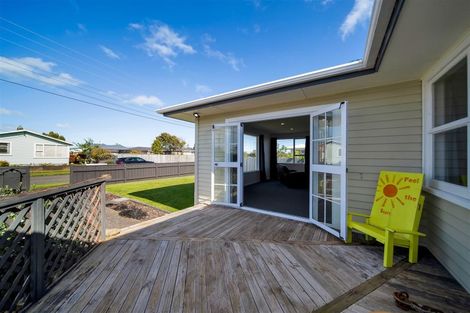 Photo of property in 3 Murray Avenue, Hawera, 4610