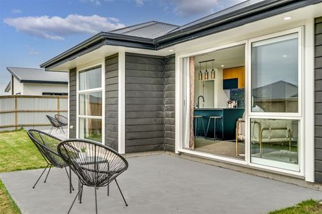 Photo of property in 21 Clonbunny Close, Rolleston, 7614