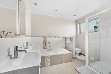 Photo of property in 217 Glamorgan Drive, Torbay, Auckland, 0630