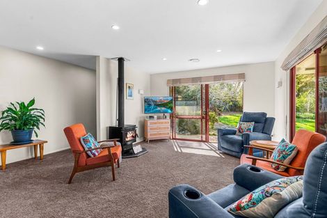 Photo of property in 58 Old Waipu Road, Mangawhai, 0505