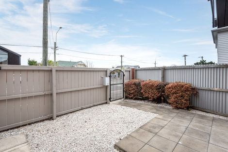 Photo of property in 154 Edgeware Road, Edgeware, Christchurch, 8013