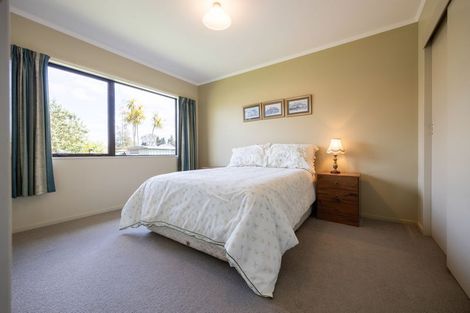 Photo of property in 8 Rimmington Drive, Hamilton Lake, Hamilton, 3204