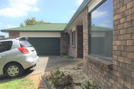 Photo of property in 9a Princess Maria Place, Massey, Auckland, 0614