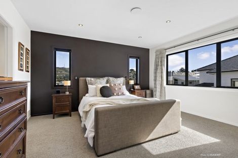 Photo of property in 22 Cresswell Place, Johnsonville, Wellington, 6037