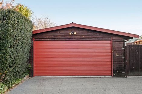 Photo of property in 42 Steadman Road, Broomfield, Christchurch, 8042