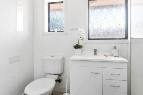 Photo of property in 400a Bower Avenue, Parklands, Christchurch, 8083