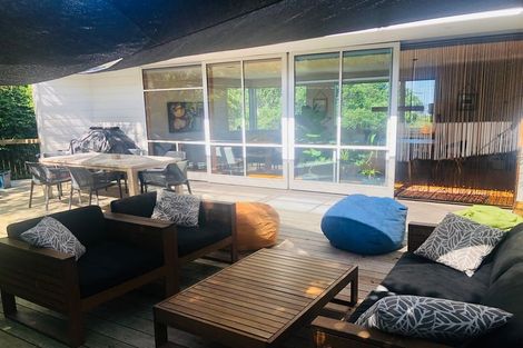 Photo of property in 9 City View Terrace, Birkenhead, Auckland, 0626