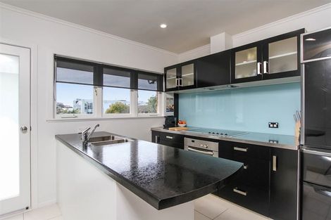 Photo of property in 1/17a Anzac Street, Takapuna, Auckland, 0622