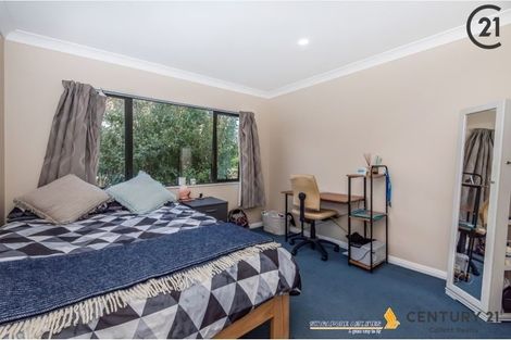 Photo of property in 49 College Road, Northcote, Auckland, 0627