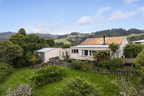 Photo of property in 19 Downes Road, Roseneath, Port Chalmers, 9023