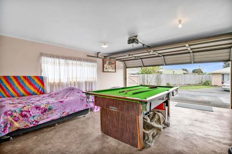 Photo of property in 17 Glenpark Place, Favona, Auckland, 2024