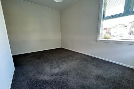 Photo of property in 106 Lincoln Park Avenue, Massey, Auckland, 0614