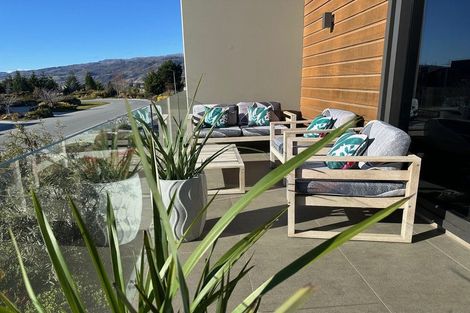 Photo of property in 7 Silverstone Drive, Cromwell, 9384