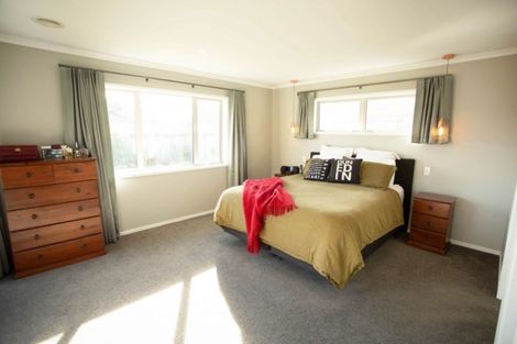 Photo of property in 8 Taranui Way, Paraparaumu Beach, Paraparaumu, 5032