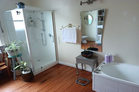 Photo of property in 110 Peel Street, Westport, 7825