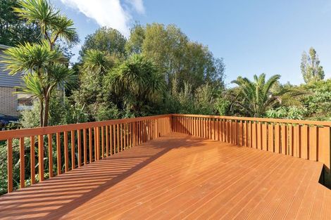 Photo of property in 19a Kelwyn Road, Kelston, Auckland, 0602