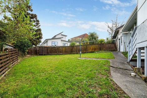 Photo of property in 2/50 Makora Road, Massey, Auckland, 0614