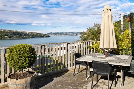 Photo of property in 46 Adderley Terrace, Ravensbourne, Dunedin, 9022