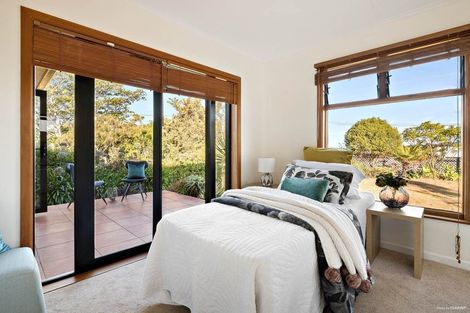 Photo of property in 1/65 Arran Road, Browns Bay, Auckland, 0630