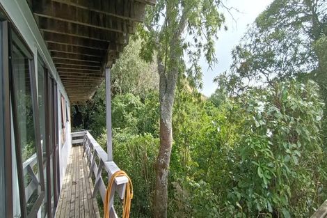 Photo of property in 9 Kate Way, Karori, Wellington, 6012