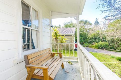 Photo of property in 11 Huia Road, Titirangi, Auckland, 0604