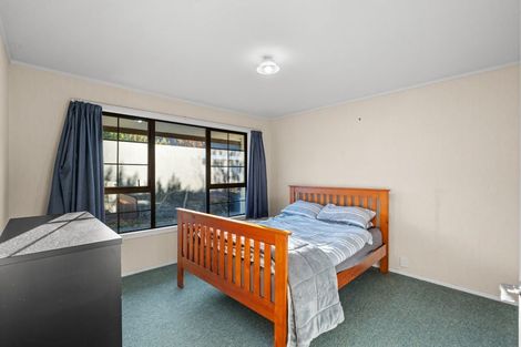 Photo of property in 1/172 Sawyers Arms Road, Bishopdale, Christchurch, 8053