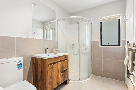 Photo of property in 10 Silver Beech Street, Takanini, 2110