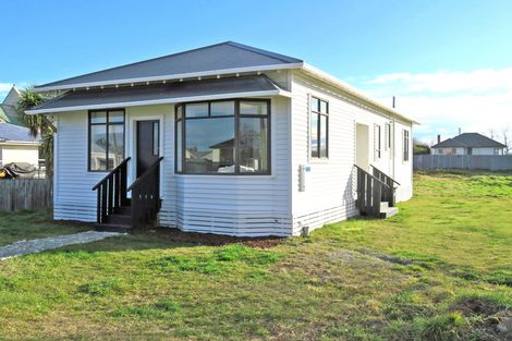 Photo of property in 35 Rayner Street, Temuka, 7920