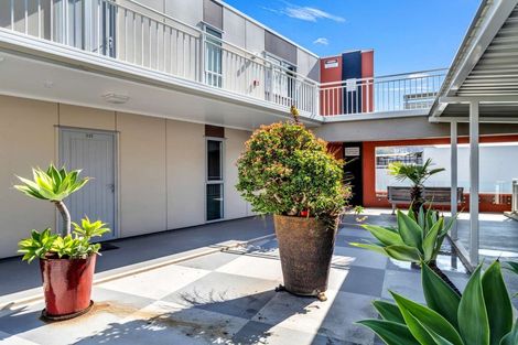 Photo of property in 215/332 Maunganui Road, Mount Maunganui, 3116
