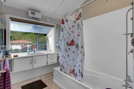 Photo of property in 11 Hibiscus Avenue, Hamilton Lake, Hamilton, 3204