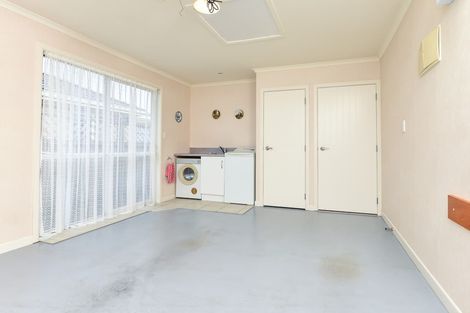 Photo of property in 14 Sovereign Isle Lane, Rototuna, Hamilton, 3210