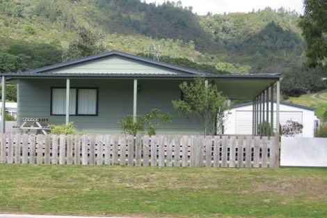 Photo of property in 30 Pauanui Beach Road, Pauanui, Hikuai, 3579