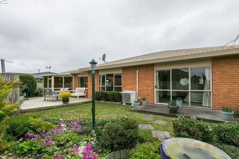 Photo of property in 18b Knightsbridge Place, Taradale, Napier, 4112