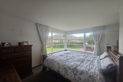 Photo of property in 10 Lucienne Place, Hillsborough, Christchurch, 8022