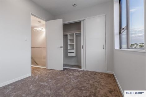 Photo of property in 27 Tieke Lane, Massey, Auckland, 0614