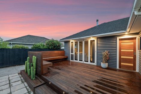 Photo of property in 180 Grahams Road, Burnside, Christchurch, 8053