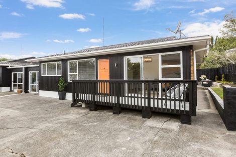 Photo of property in 4202a/2 Great North Road, Glendene, Auckland, 0602